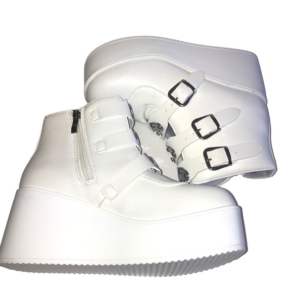 LUCKY STEP Women Platform Chunky Sole Ankle Boots White Goth Booties Size 7.5 - Picture 5 of 12